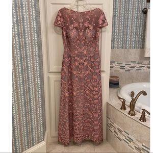 JS Collections Gown